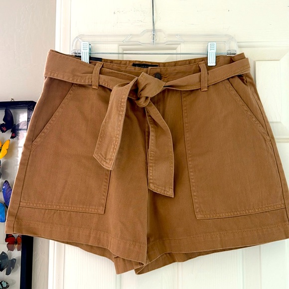 Banana Republic Pants - NWT Banana Republic Short Size 12 Tie Waist